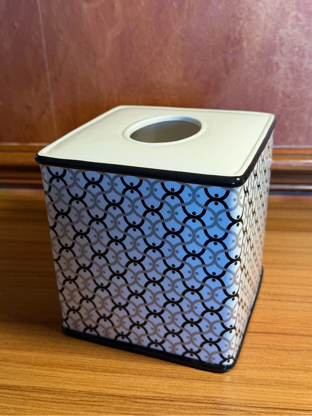 Raymond Waites Ceramic Tissue Box Cover Cube Geometric Interlocking Trellis EUC